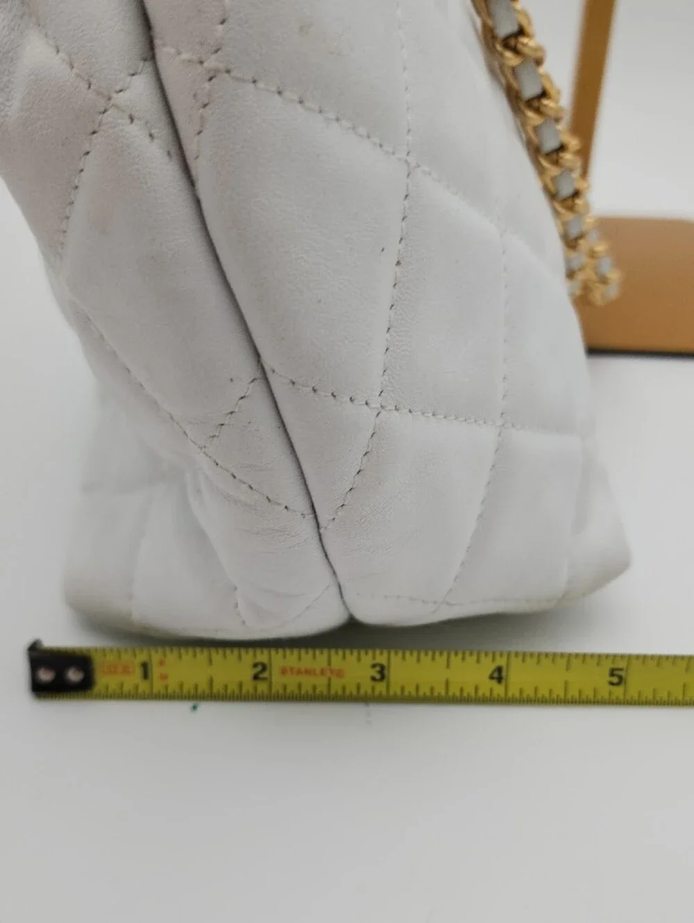 Giani Bernini Quilted White Leather Shoulder Bag with Gold Chain Strap